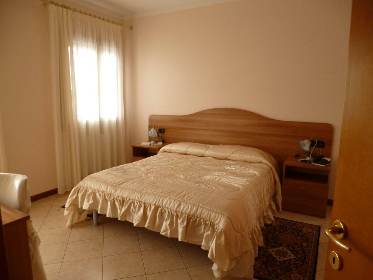 Locanda "Alla Rosa" Lusiana Ngoại thất bức ảnh